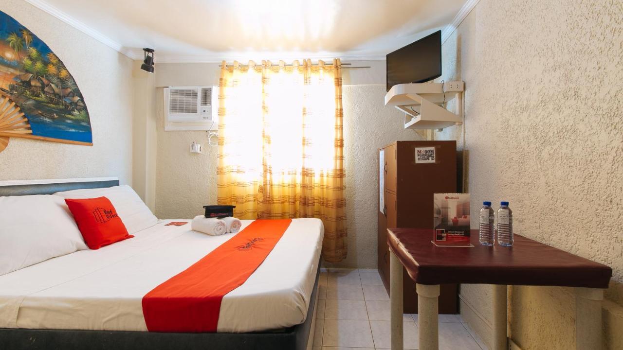 אולונגפו Reddoorz Plus At Lagoon Resort Zambales מראה חיצוני תמונה