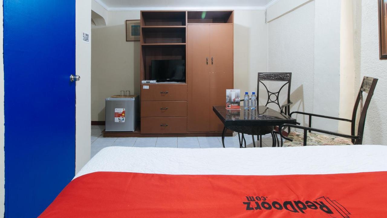 אולונגפו Reddoorz Plus At Lagoon Resort Zambales מראה חיצוני תמונה