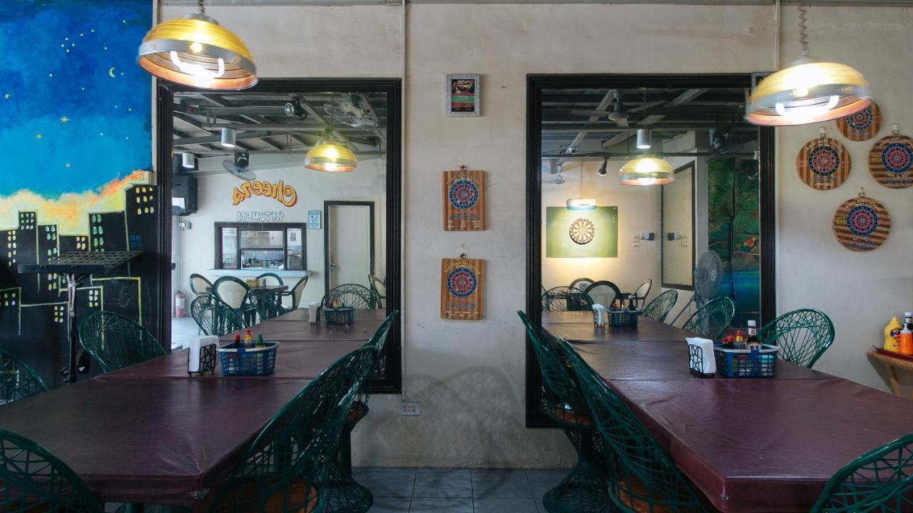 אולונגפו Reddoorz Plus At Lagoon Resort Zambales מראה חיצוני תמונה